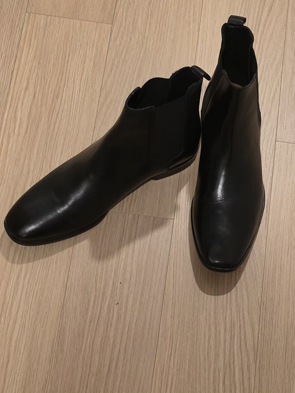 Aldo Black Leather Chukka Boots - Sleek Ankle Boots